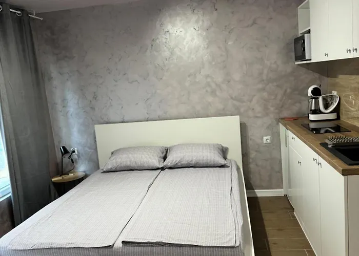 Markoni 6 Apartment *